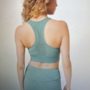 Lululemon Reveal Bra Digital Rain Light Support